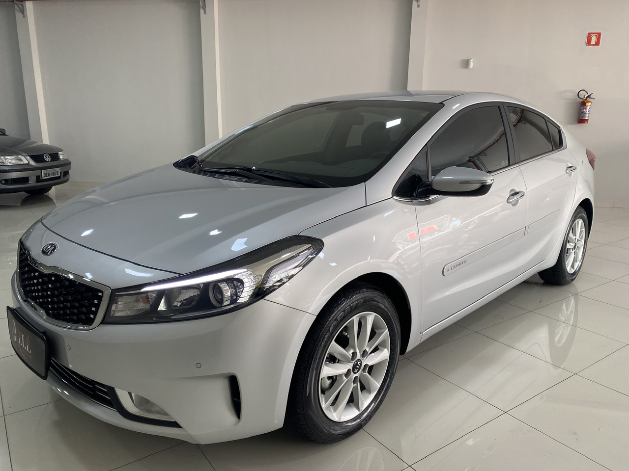 Kia Cerato Sedan 1.6 16v 4p Sx